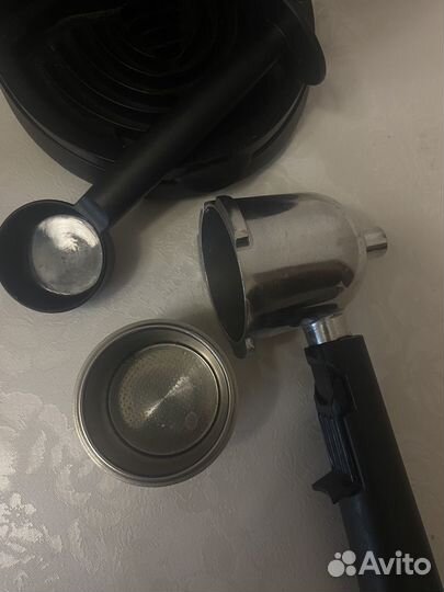 Кофеварка рожковая Scarlett SC-037