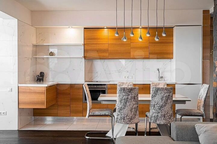 3-к. квартира, 80 м², 17/23 эт.