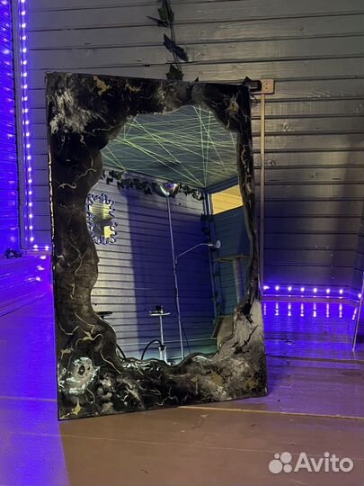 Зеркало с эпоксидной смолой