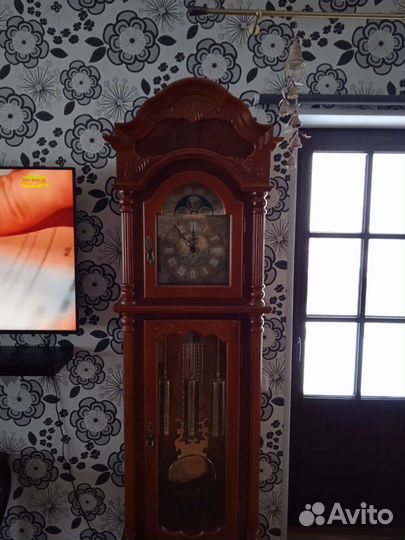 Часы напольные