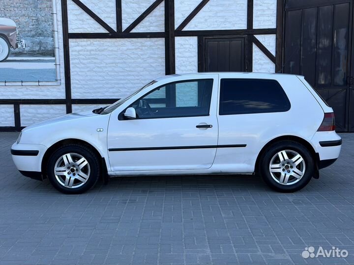 Volkswagen Golf 1.4 МТ, 2002, 280 000 км