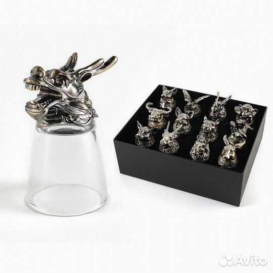 Набор стопок-перевëртышей