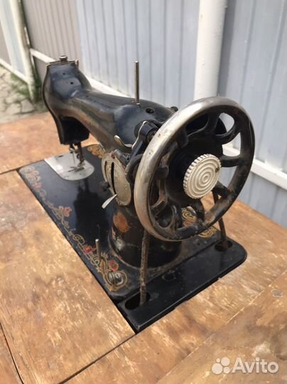 Швейная машина ножная пмз им. Калинина