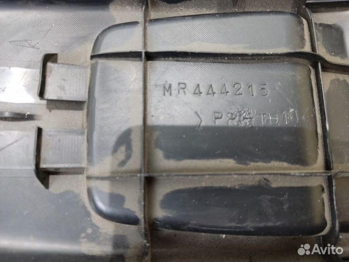 Обшивка салона Lancer Лансер 9