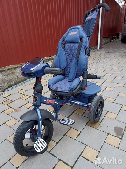 Прогулочная коляска новая