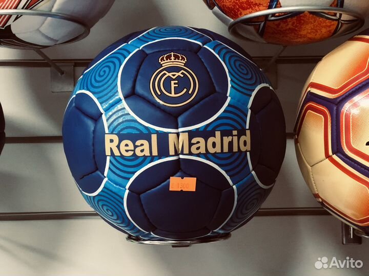 Новые футбольные мячи