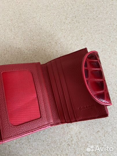 Кошелек женский натуральная лаковая кожа