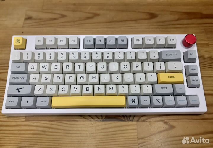 Механическая клавиатура Epomaker TH80
