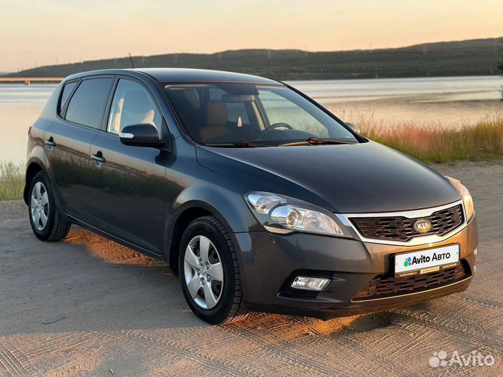 Kia Ceed 1.6 AT, 2011, 140 000 км