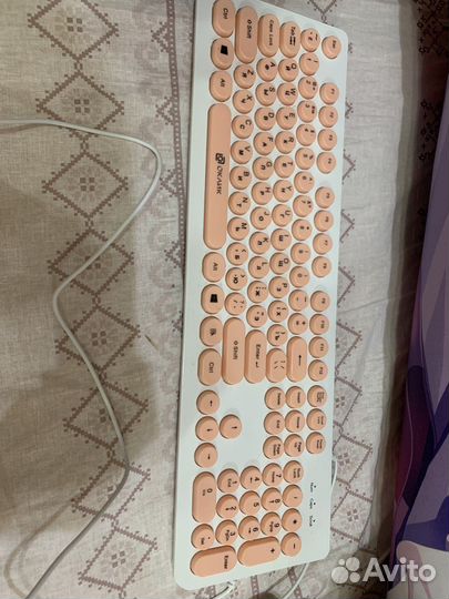 Клавиатура Оклик белая розовая