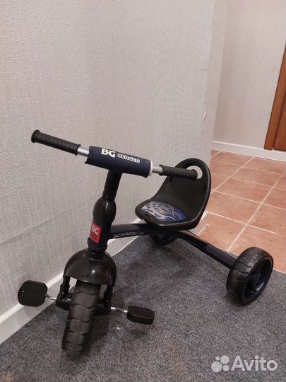 Детский трехколесный велосипед