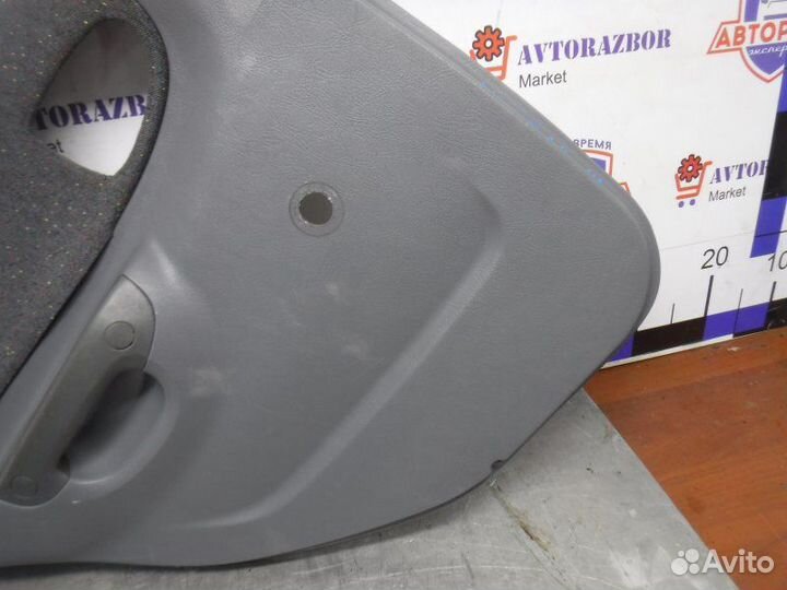 Обшивка двери задняя левая Hyundai Accent G4EC