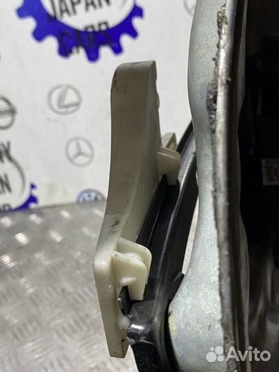 Задний левый стеклоподъемник VolksWagen Passat B5