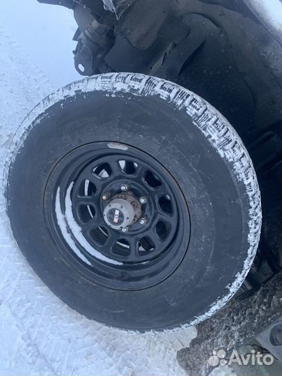 Toyo Observe G3-Ice 265/70 R16