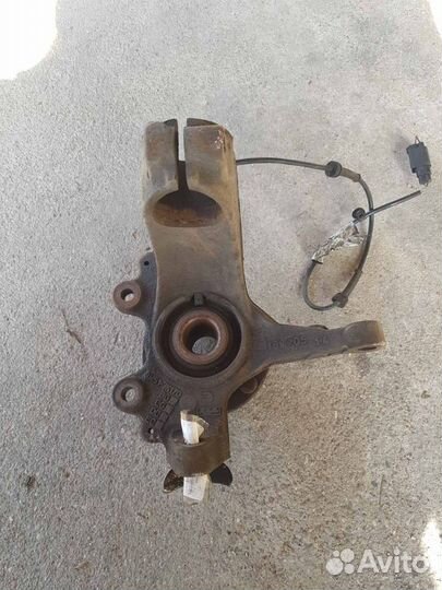 Ford Focus 2 поворотный кулак