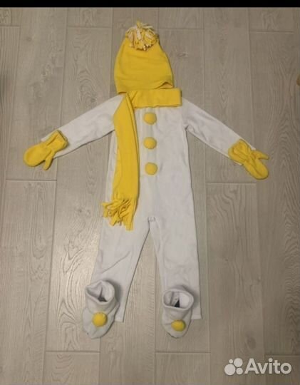 Новогодний костюм снеговика