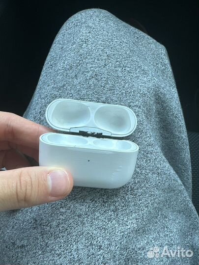 Кейс AirPods pro