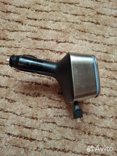 Автозарядка для телефона