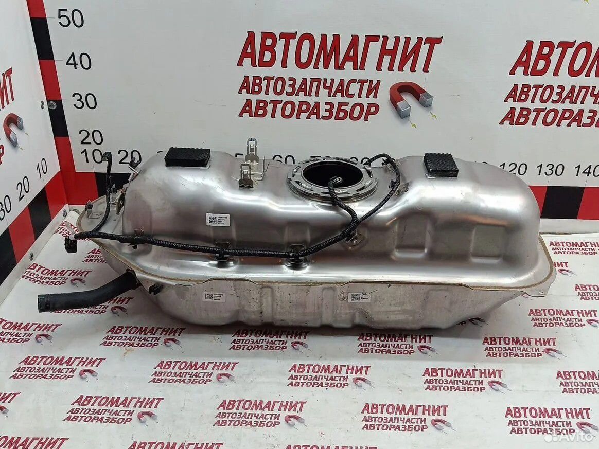 Бензобак бак топливный Lixiang L7