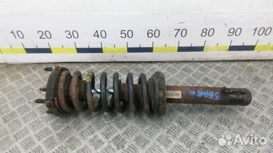 Стойка передняя левая jeep grand cherokee WK (3BA0