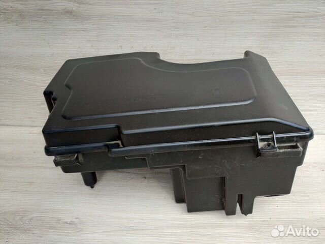 Корпус блоков предохранителей Citroen C5