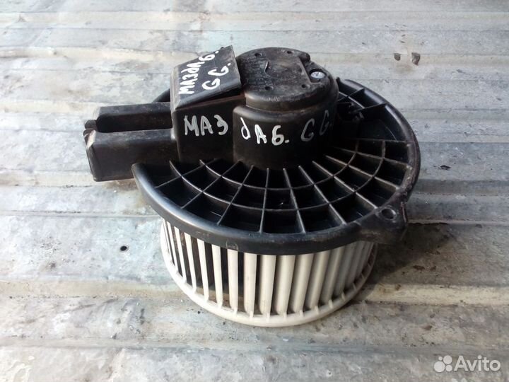 Моторчик отопителя Mazda 6 (GG), 07г