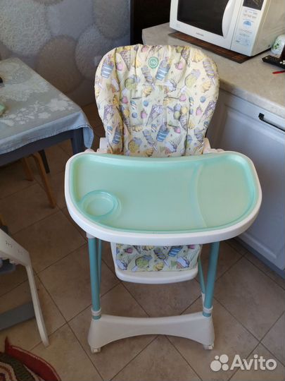 Стульчик для кормления happy baby v2