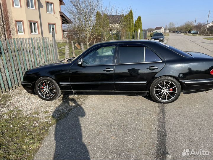 Mercedes-Benz E-класс 3.2 AT, 1997, 440 000 км