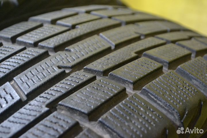 Yokohama Ice Guard IG30 205/60 R16