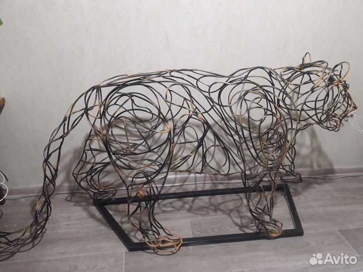 Садовые световые каркасные фигуры Тигр Бык