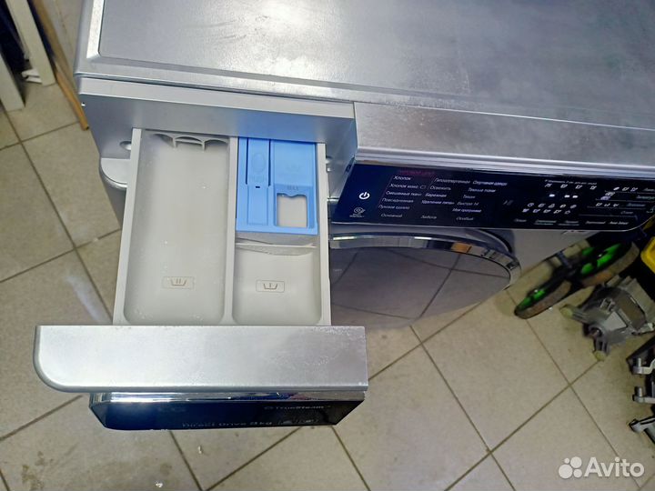 Стиральная машина LG F14U1TBS4 загрузка 8 кг