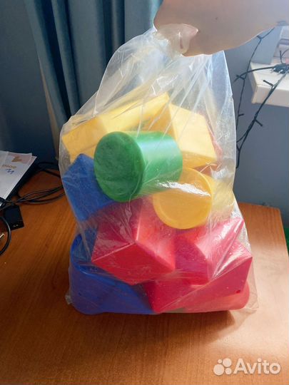 Большие кубики