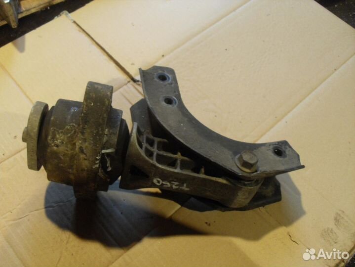 Подушка двигателя Chevrolet авео т250