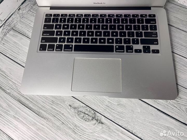Ноутбук Apple MacBook Air 13