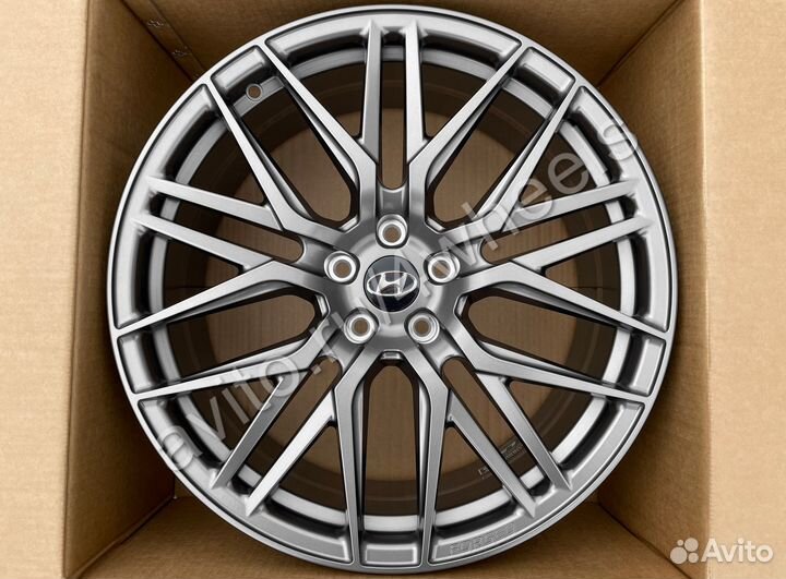 Кованые диски Hyundai Palisade Santa Fe Tucson R18