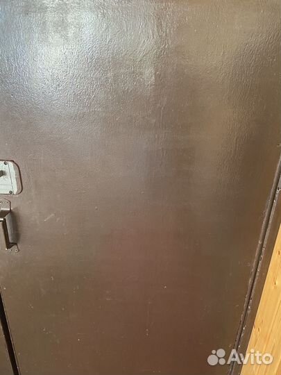 Двери металлические двухстворчатые