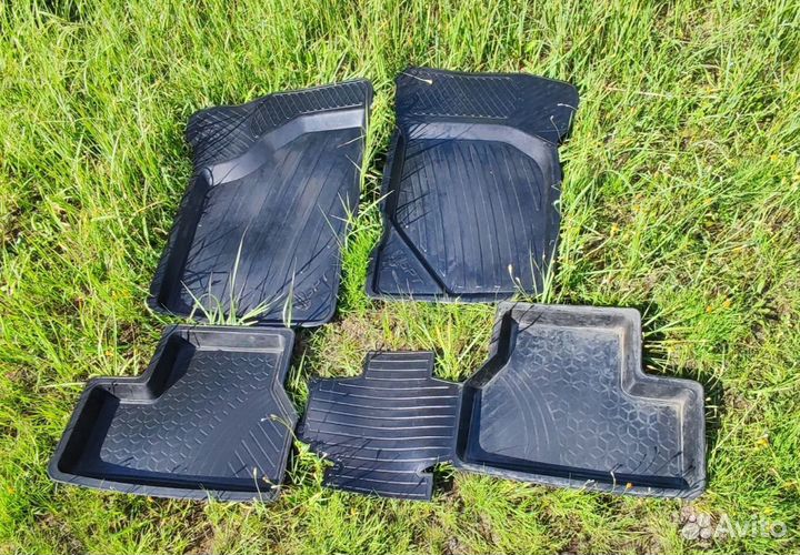 Автомобильные коврики резиновые лада Гранта