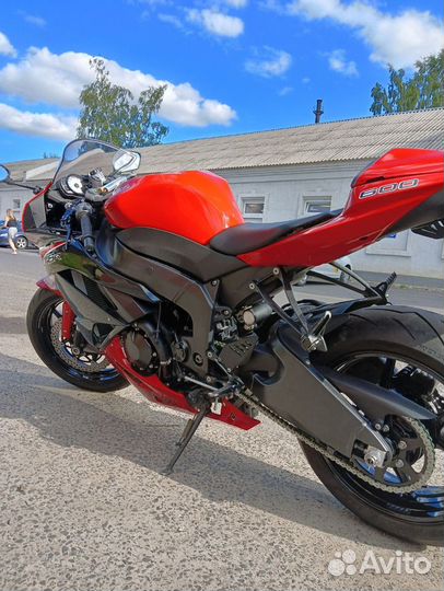 Kawasaki zx6r