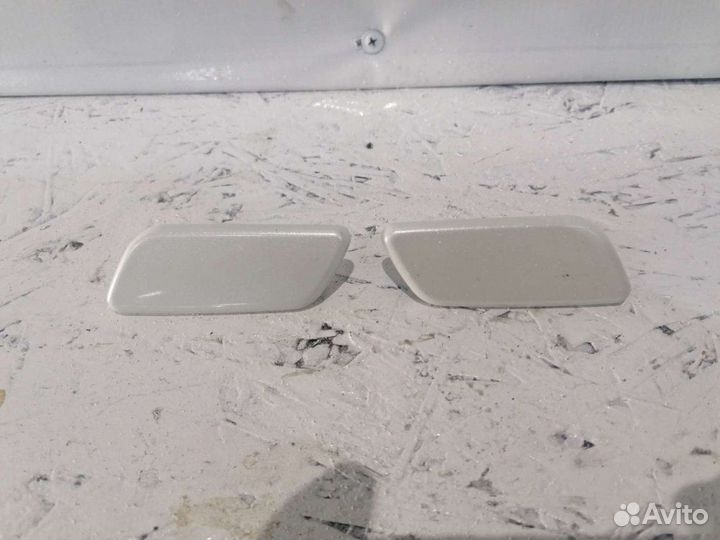 Крышка омывателя фар Toyota Prado