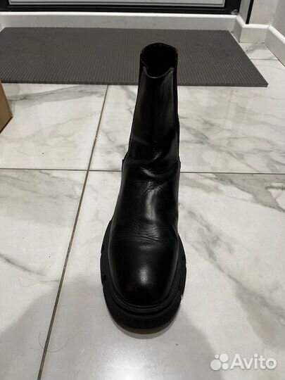 Ботинки женские