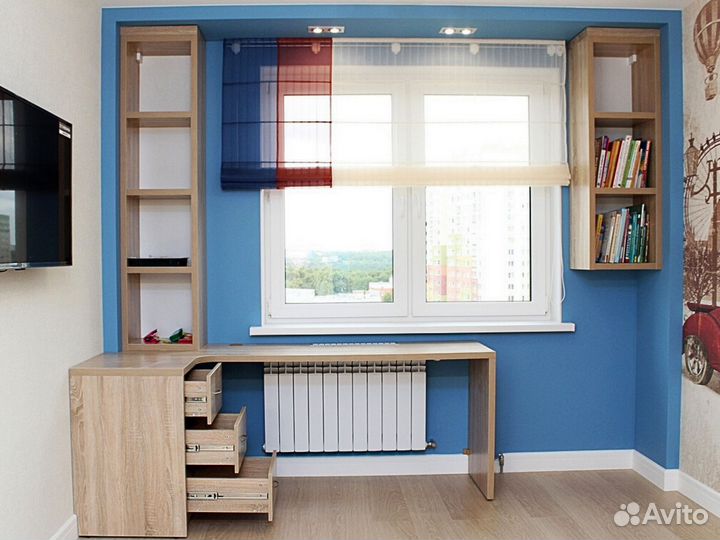 Рабочая зона для школьника у окна в рассрочку