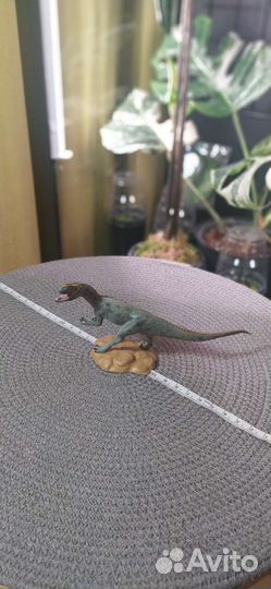 Коллекционные фигурки динозавров collecta