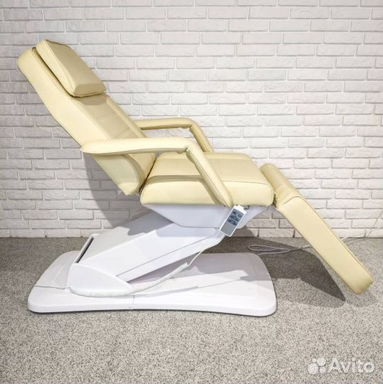 Косметологическое кресло