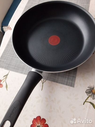 Сковорода tefal новая