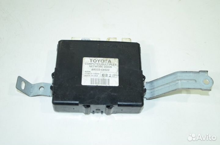 Блок управления двери задний левый Toyota Sienna