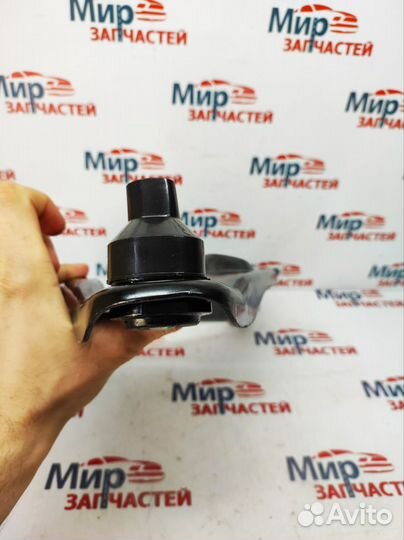 Рычаг Renault Logan