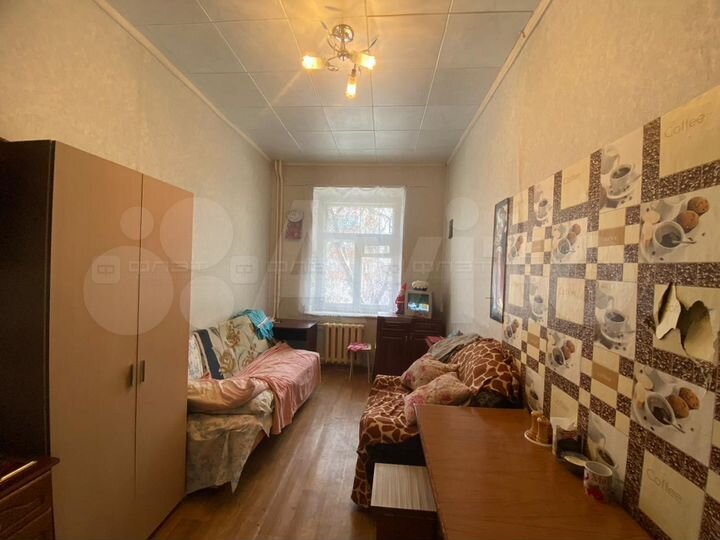 Комната 12,7 м² в 3-к., 1/2 эт.