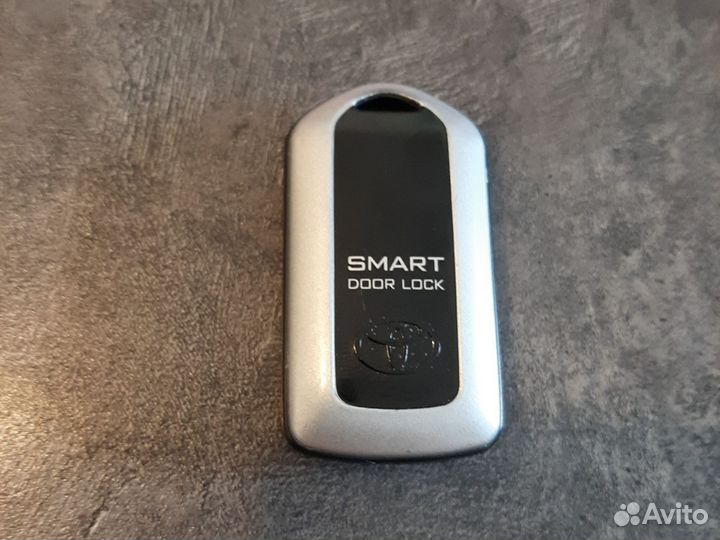 Смарт ключ toyota