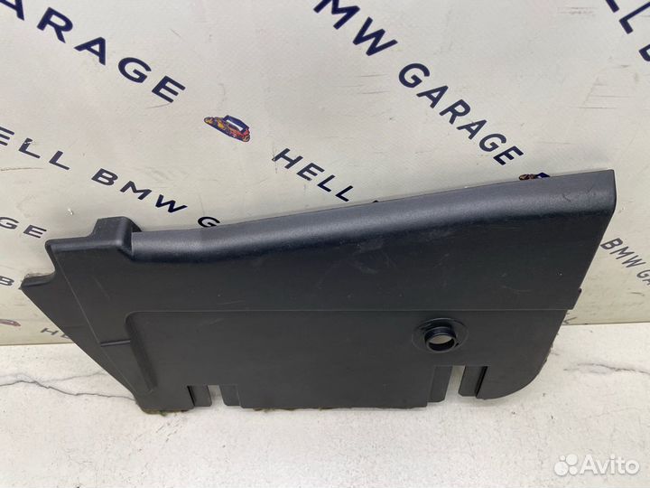 Облицовка торпеды правая Bmw E39