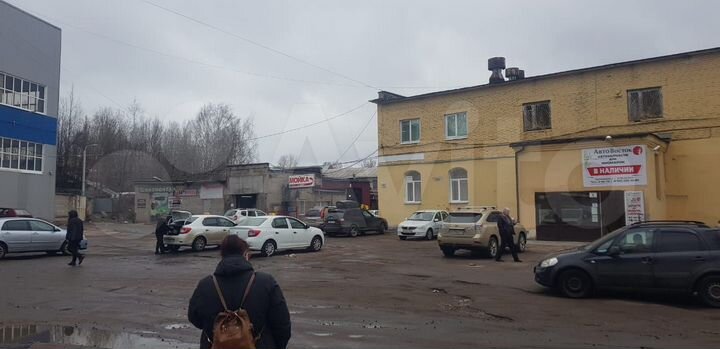 Офис 8,4; 34 и 295,8 м²